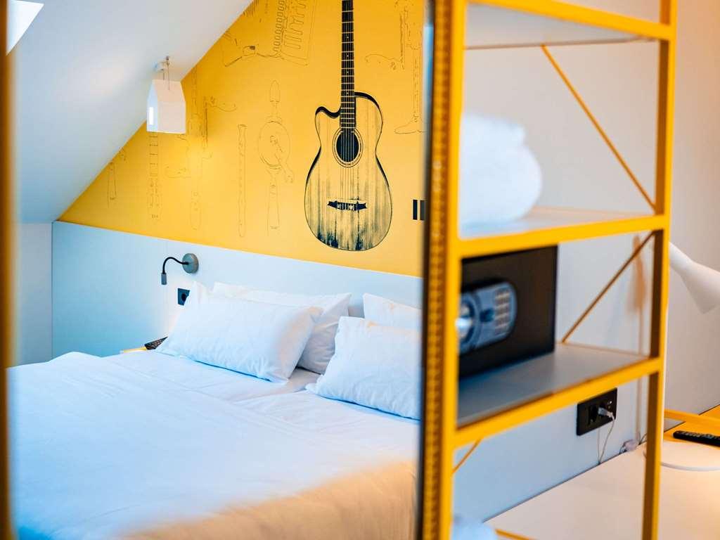 Hotel Ibis Styles Sibiu Arsenal Zimmer foto